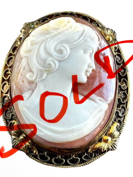 Unbranded Jewelry - Antique Victorian Cameo Brooch/Pendant Carved Shell Bowed Large